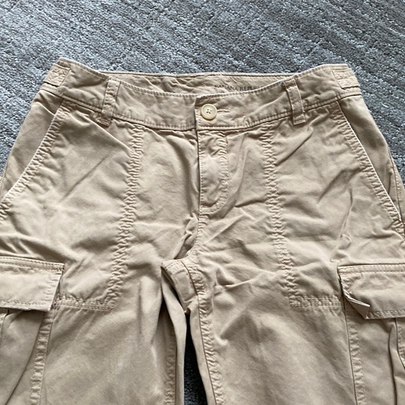 Banana Republic Khaki Cargo Pants - 2 - Picture 3 of 9